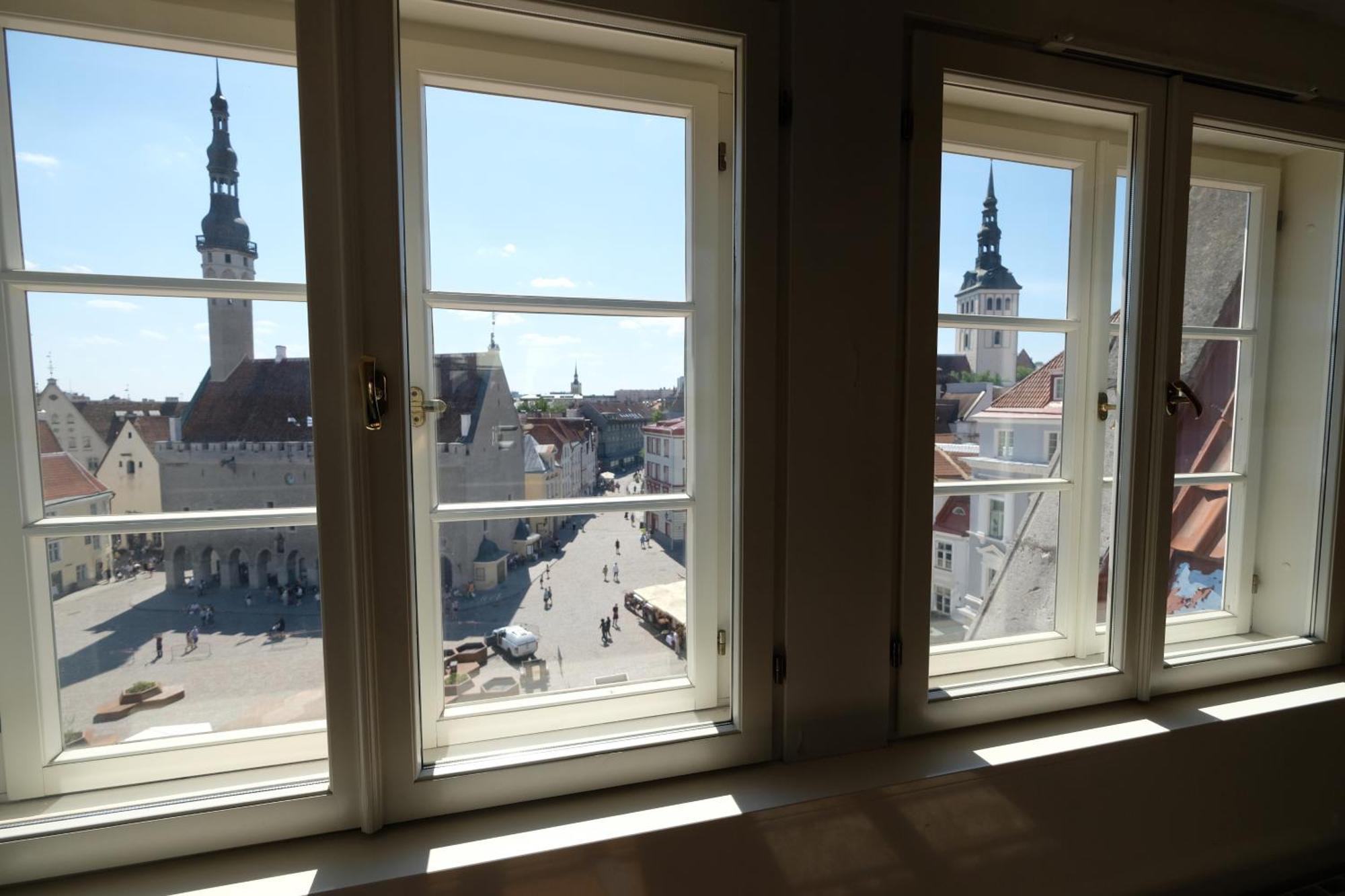 Tallinn City Apartments Old Town Square Esterno foto